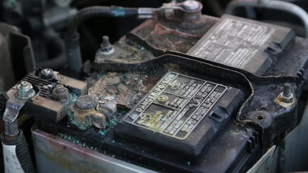 خرابی باتری خودرو